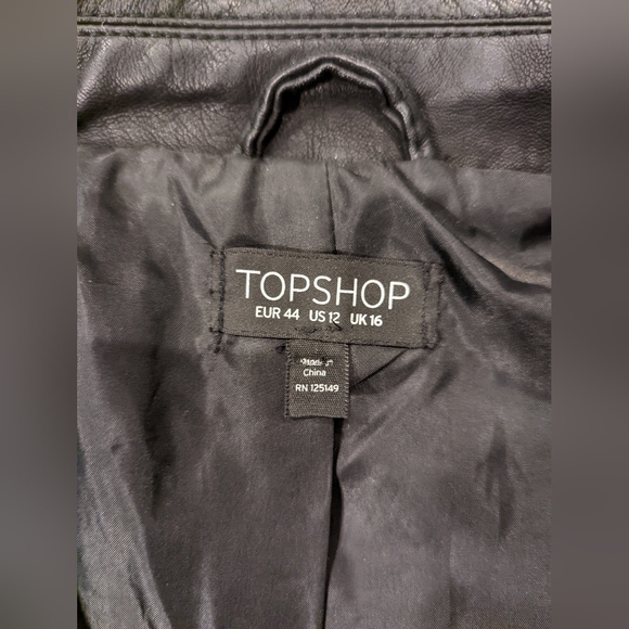 Leather jacket - Picture 2 of 2